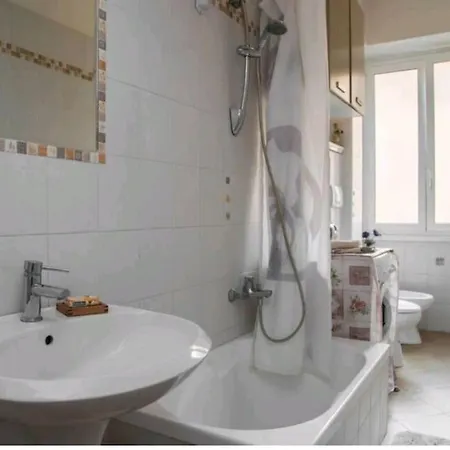 - Metro A Apartamento Roma